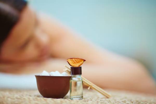 Massages and Their Oils: Exploring the Benefits of Aromatherapy